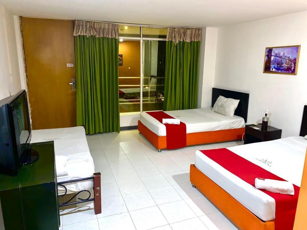 Hotel Santelmo Cali Bagian luar foto
