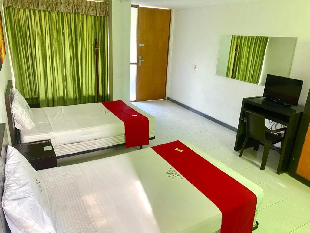 Hotel Santelmo Cali Bagian luar foto