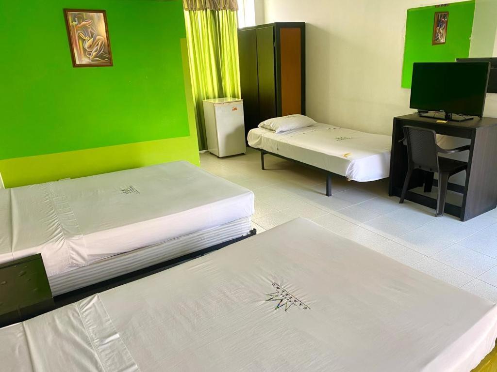 Hotel Santelmo Cali Bagian luar foto